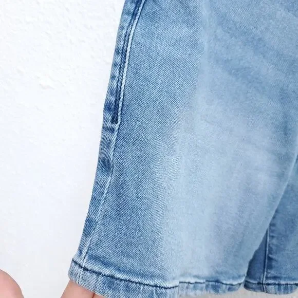 NWT LULAROE Lycra 7” Denim Light Wash Relaxed Stretchy Jean Bermuda Shorts - Picture 6 of 10